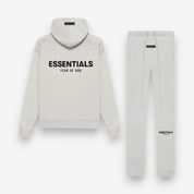 ESSENTIAL | Set
